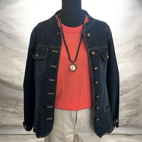 J. Crew Sweaters - J. Crew Women's 100% Merino Wool Coral Sweater. Size M